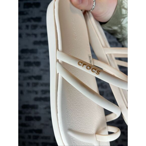 Crocs | women cream new slip on sandals - Picture 5 of 7